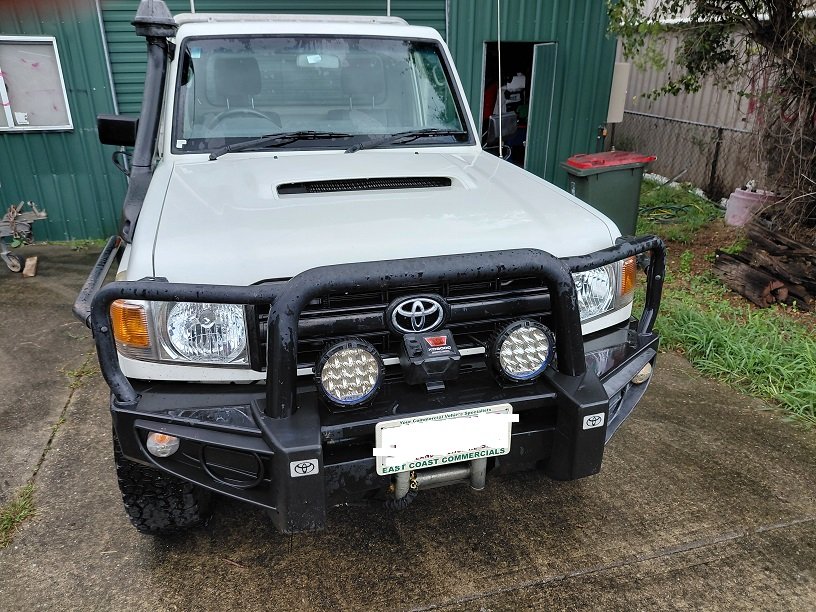 2014 TOYOTA LANDCRUISER VDJ79R MY12 UPDATE WORKMATE (4x4) 5 SP MANUAL C/CHAS