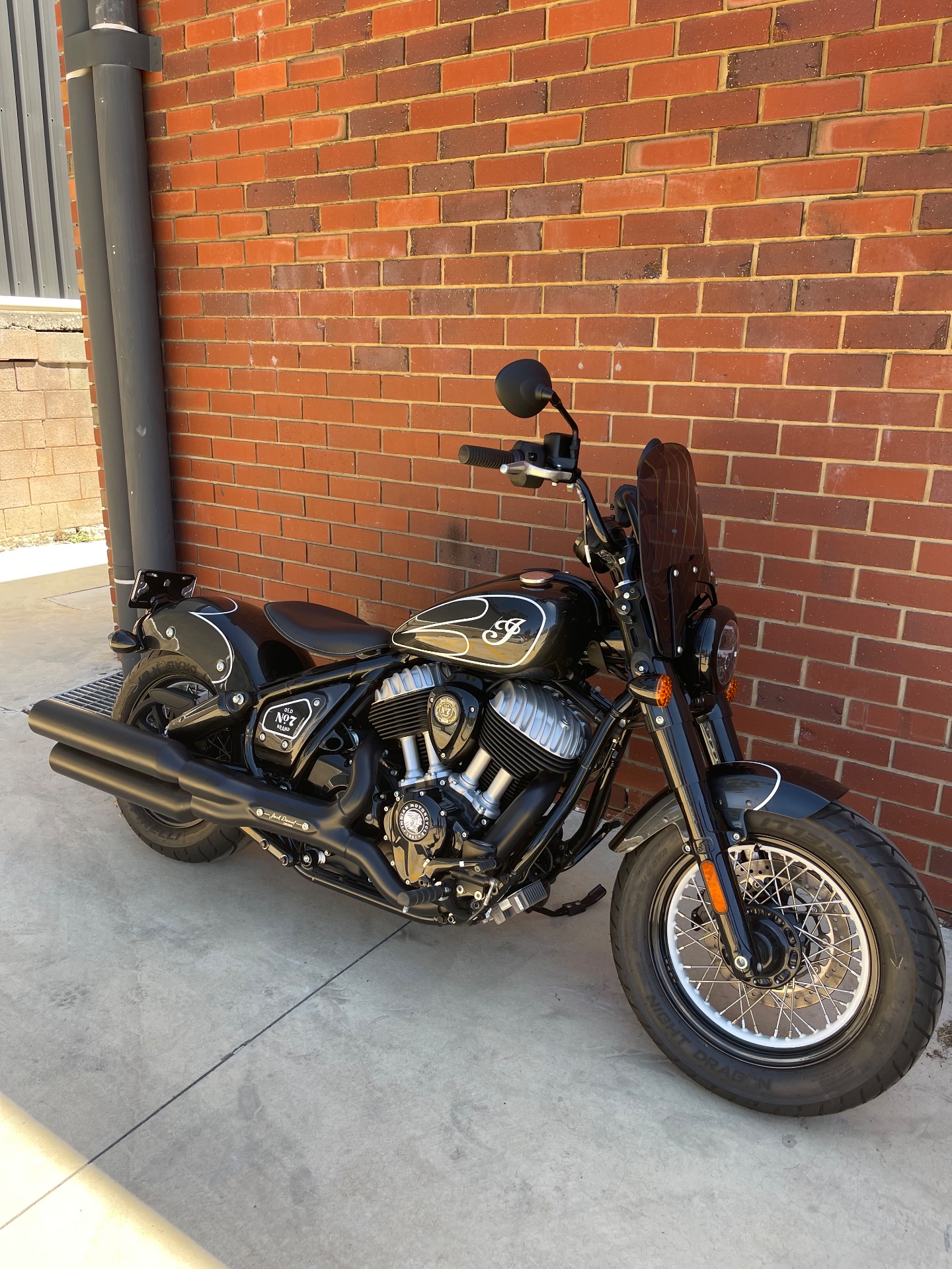 2023 INDIAN CHIEF BOBBER D/H JACK DANIELS TOURER