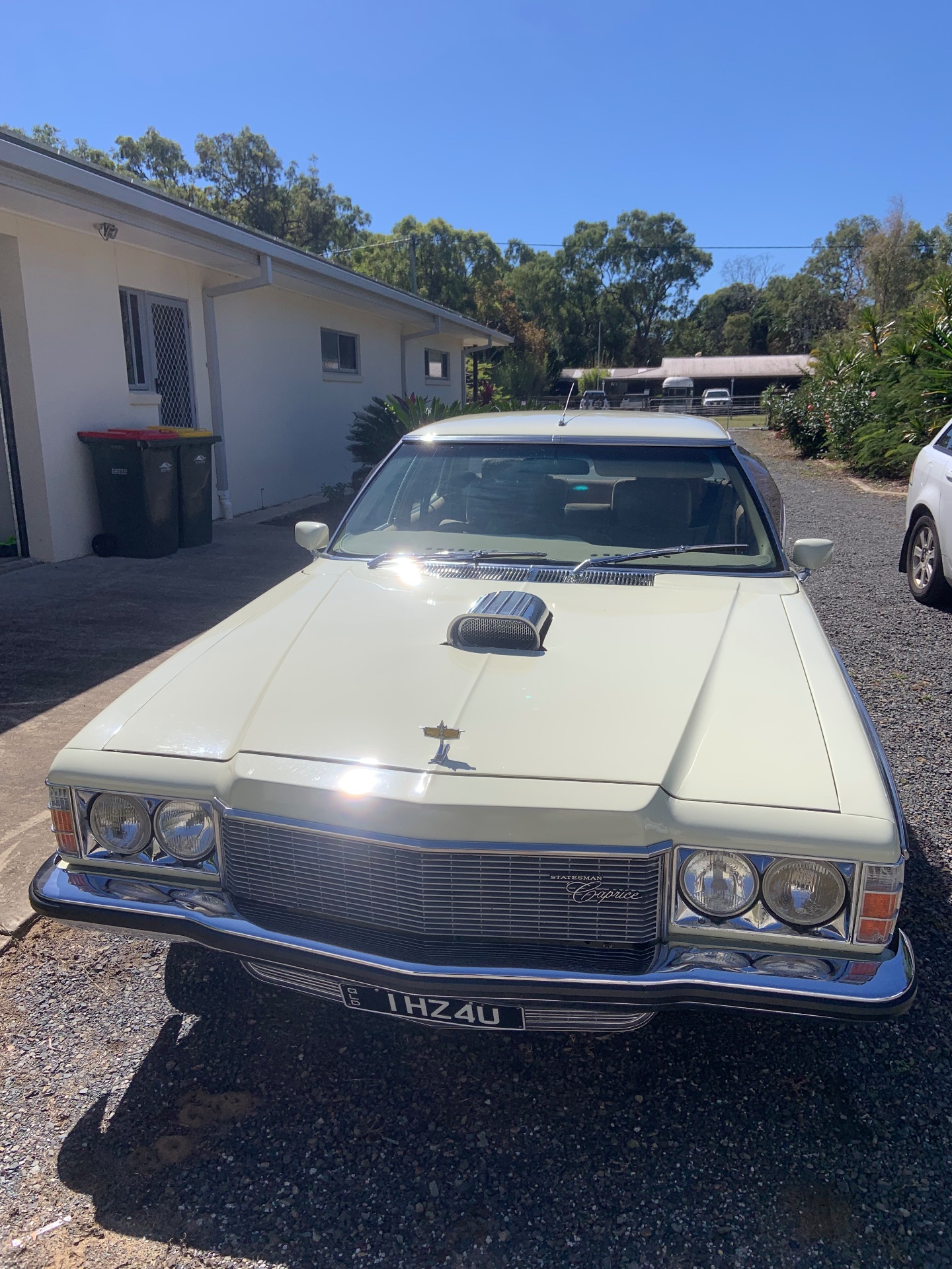 1979 HOLDEN KINGSWOOD HZ SL 4 SP MANUAL 4D SEDAN