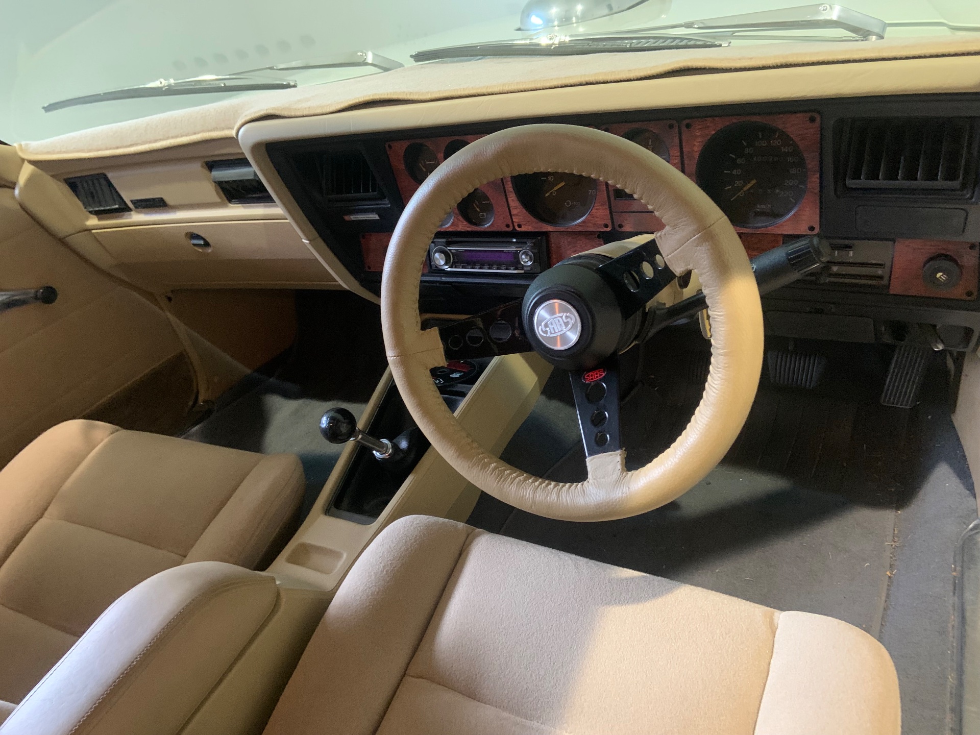 1979 HOLDEN KINGSWOOD HZ SL 4 SP MANUAL 4D SEDAN