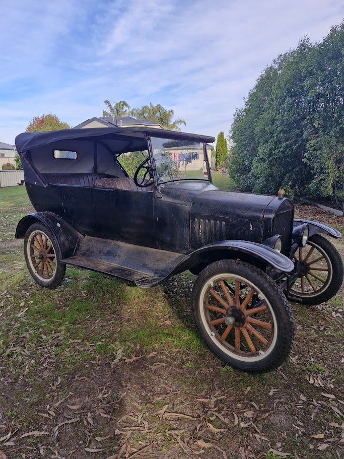 1925 FORD MODEL T DALGETY TOURER
