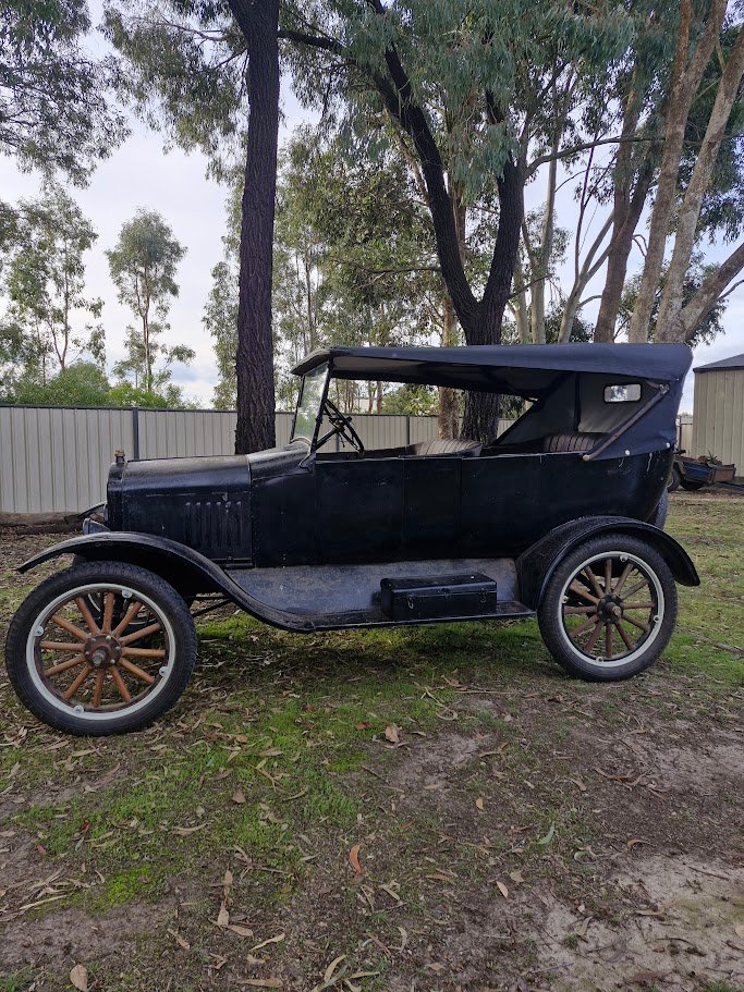 1925 FORD MODEL T DALGETY TOURER