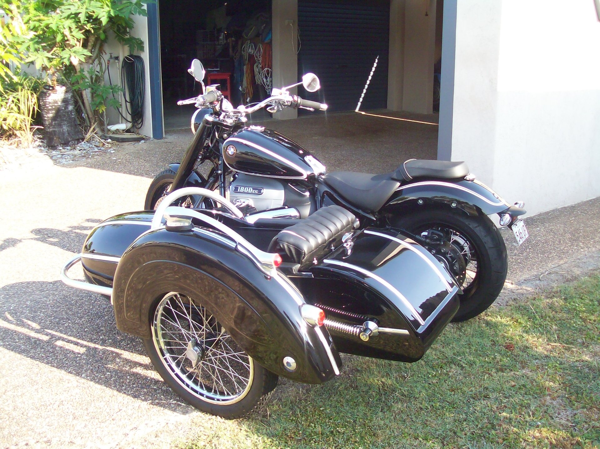 2020 BMW R18 WITH STEIB SIDECAR