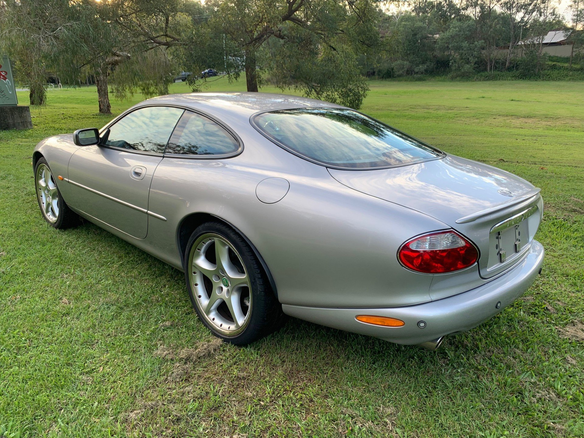 2001 JAGUAR XKR SILVERSTONE LE COUPE 