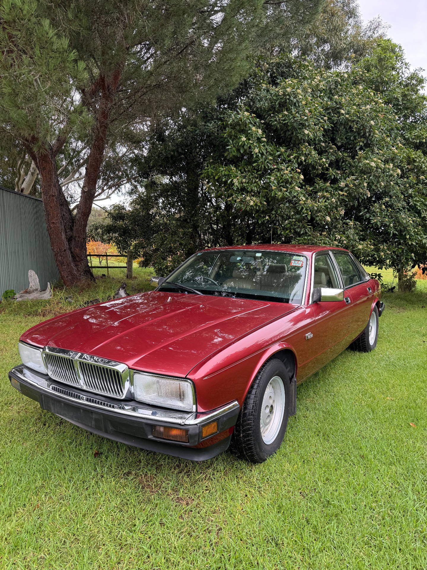 1988 JAGUAR SOVEREIGN XJ40 4 SP AUTOMATIC 4D SEDAN