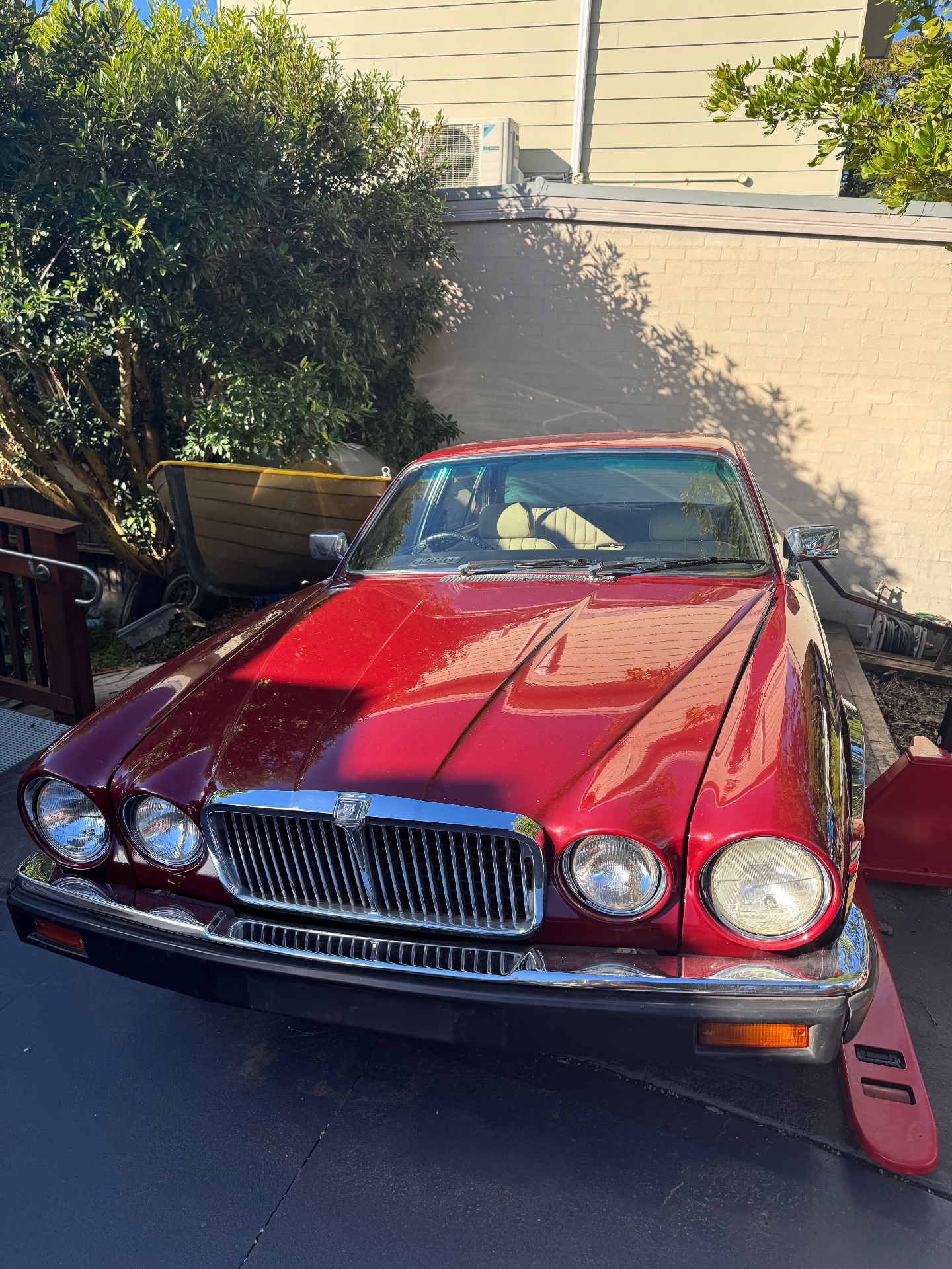 1982 JAGUAR XJ6 SERIES III 4.2 5 SP MANUAL 4D SEDAN