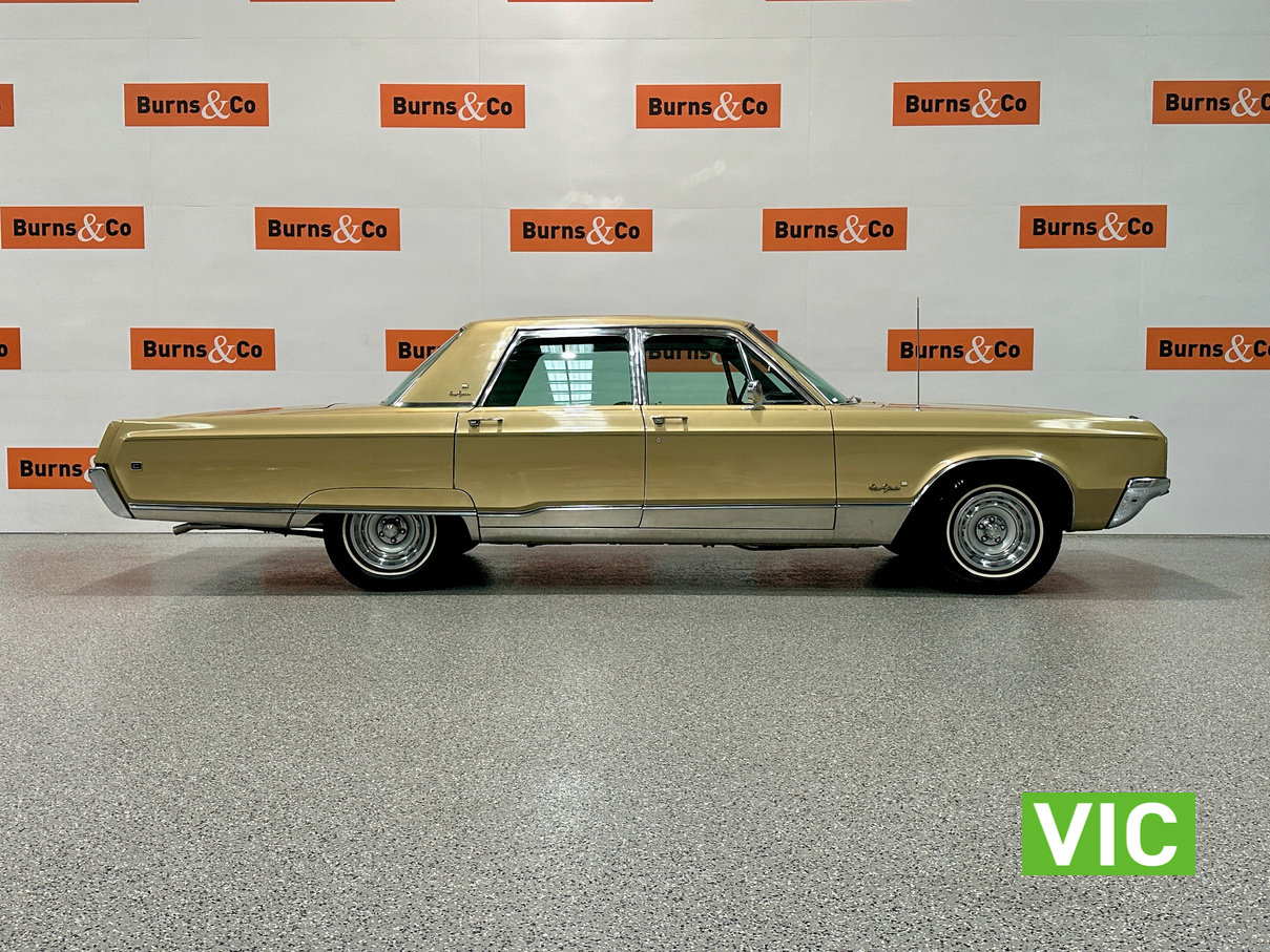 1968 CHRYSLER NEW YORKER 440 V8 AUTO SEDAN
