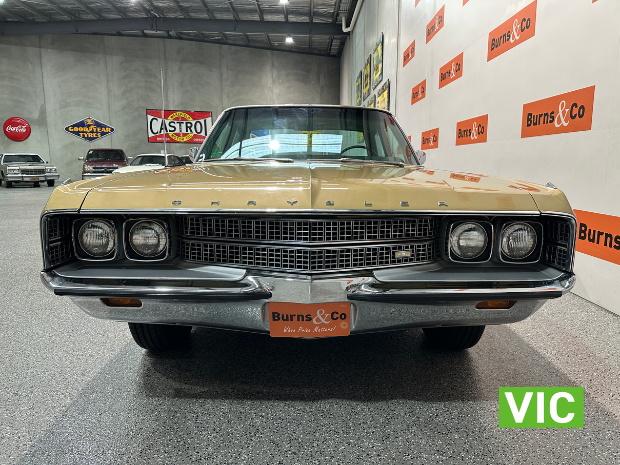 1968 CHRYSLER NEW YORKER 440 V8 AUTO SEDAN