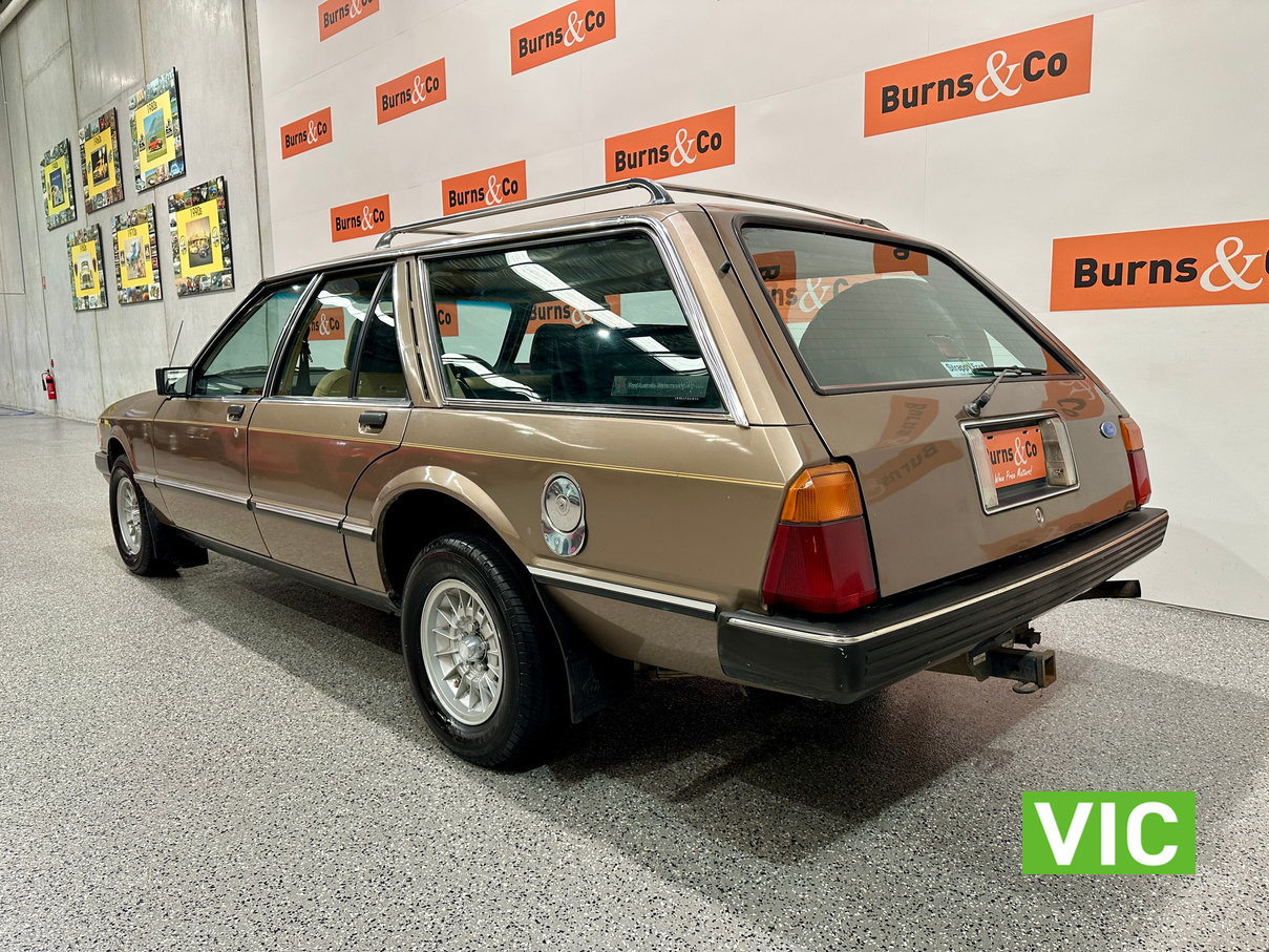 1982 FORD XE FAIRMONT 302 V8 AUTO WAGON 