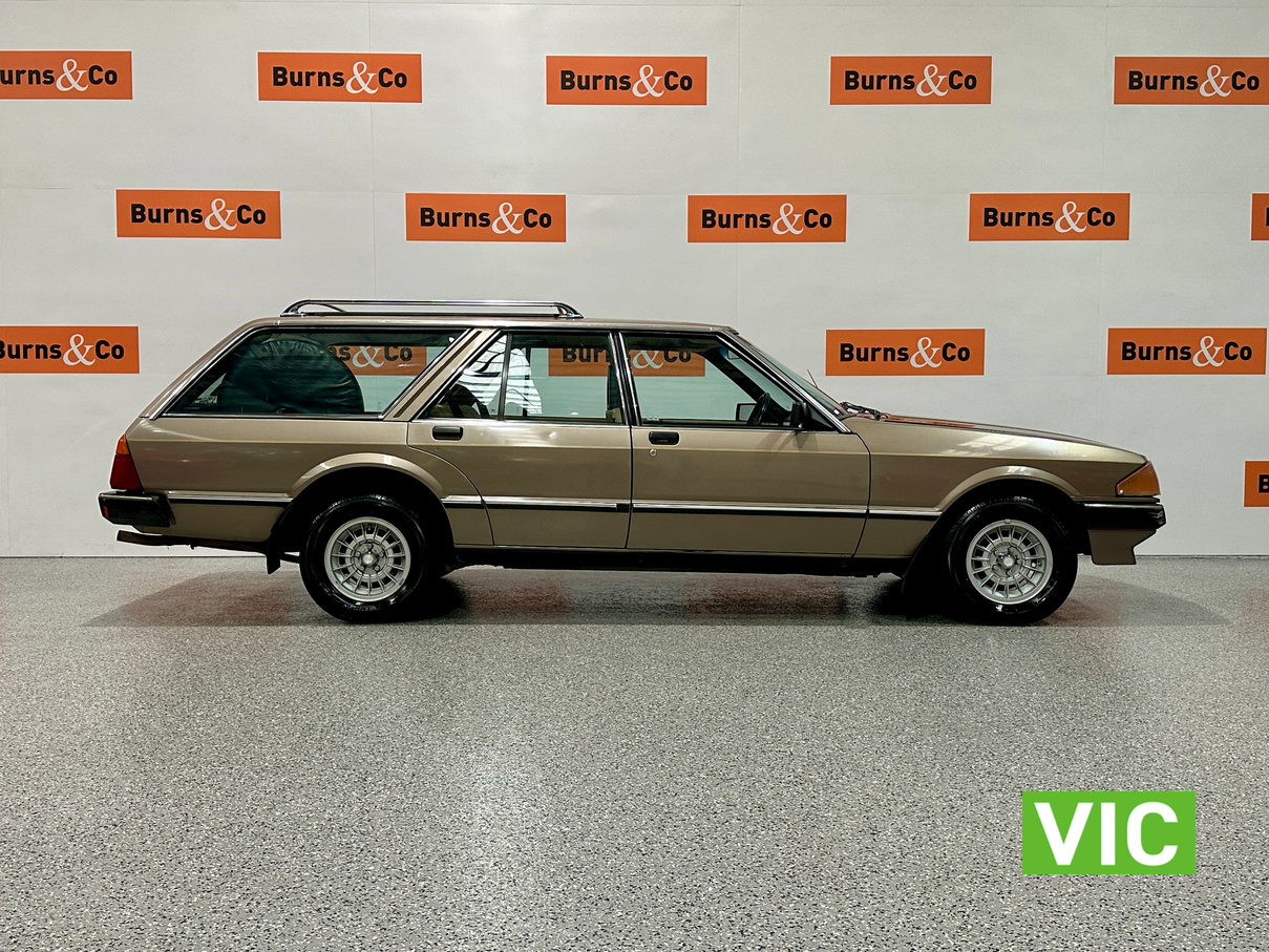 1982 FORD XE FAIRMONT 302 V8 AUTO WAGON 