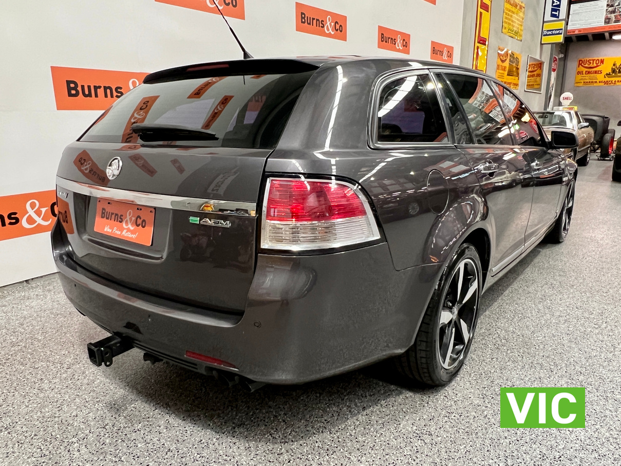 2010 HOLDEN CALAIS V V8 AUTO SPORTSWAGON 