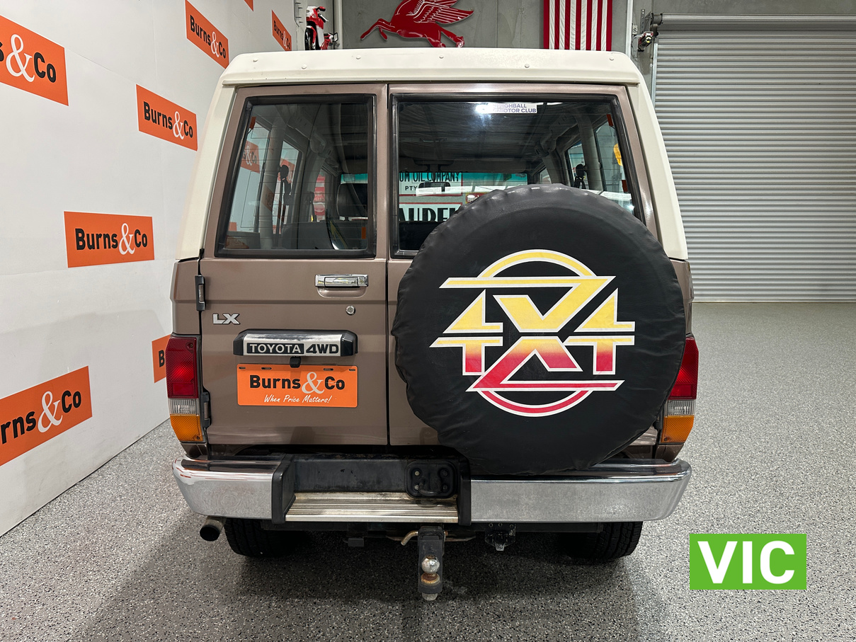 1985 TOYOTA LANDCRUISER FJ73 6 CYL MANUAL 4WD WAGON
