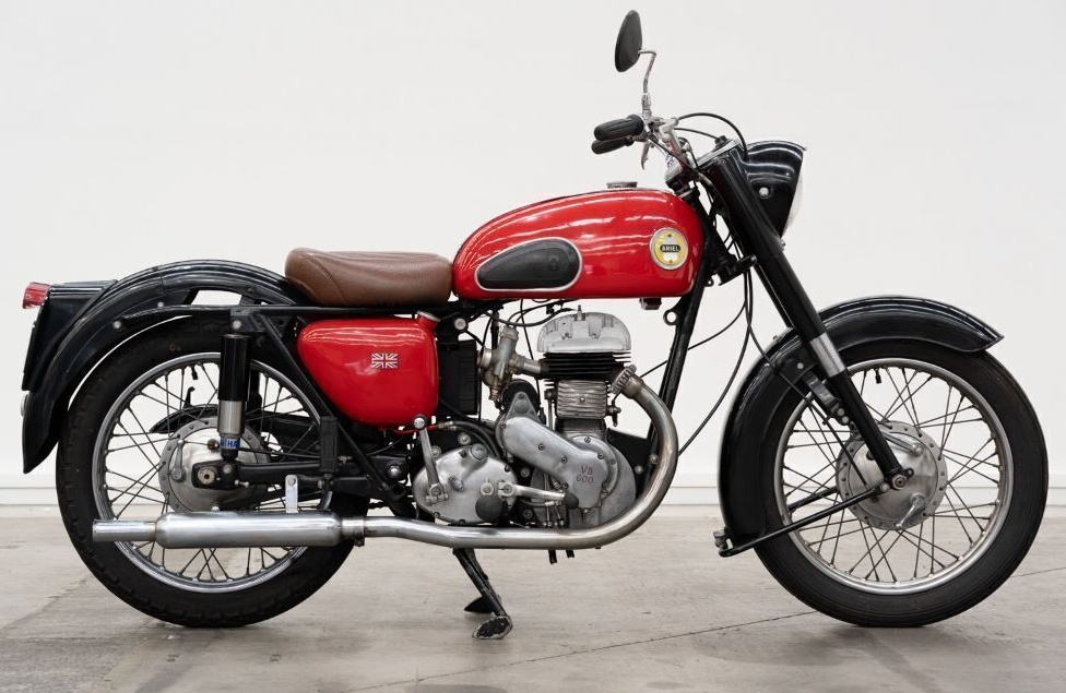 1957 ARIEL VB600 SIDE VALVE SOLO ROAD