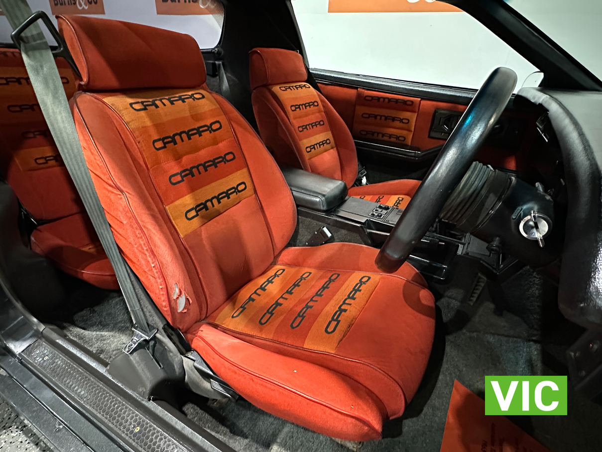 1983 CHEVROLET CAMARO 305 V8 MANUAL SPORT COUPE