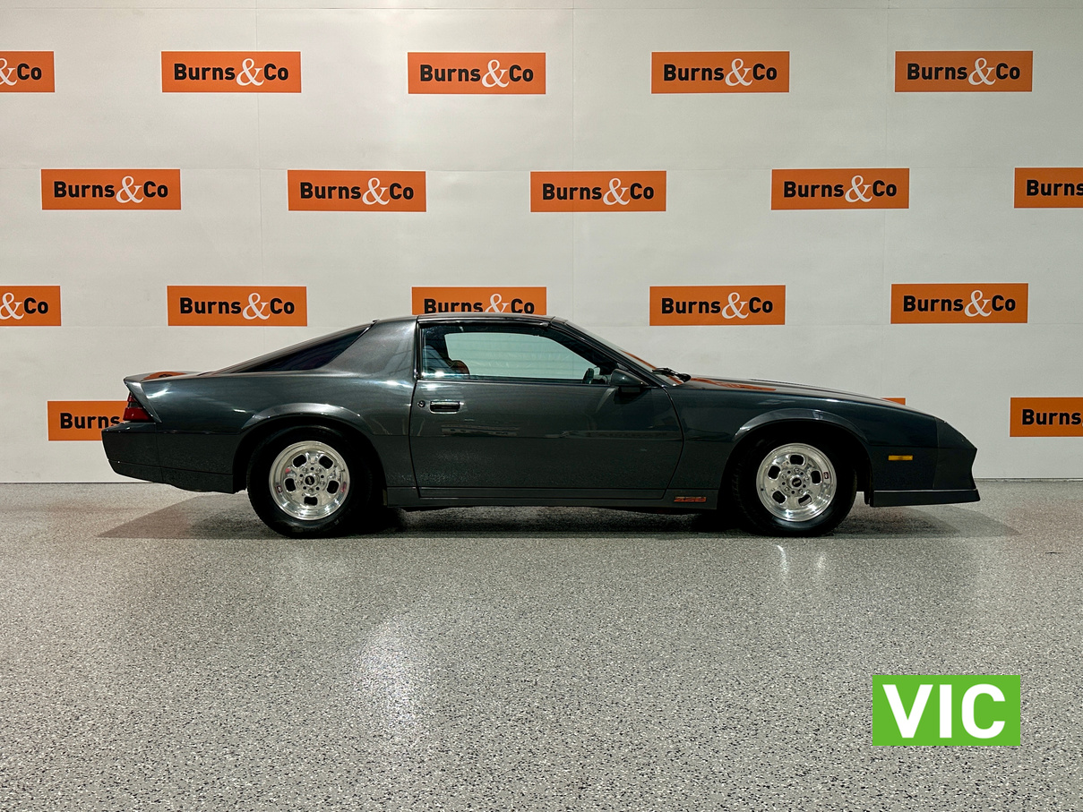 1983 CHEVROLET CAMARO 305 V8 MANUAL SPORT COUPE 