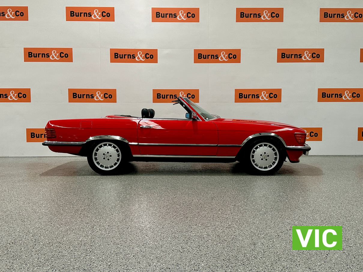 1982 MERCEDES 500SL V8 AUTO RHD CONVERTIBLE