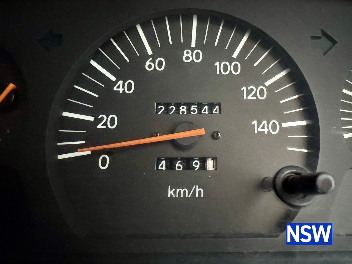 1993 TOYOTA COASTER 15 SEATER 6 CYL DIESEL MANUAL BUS
