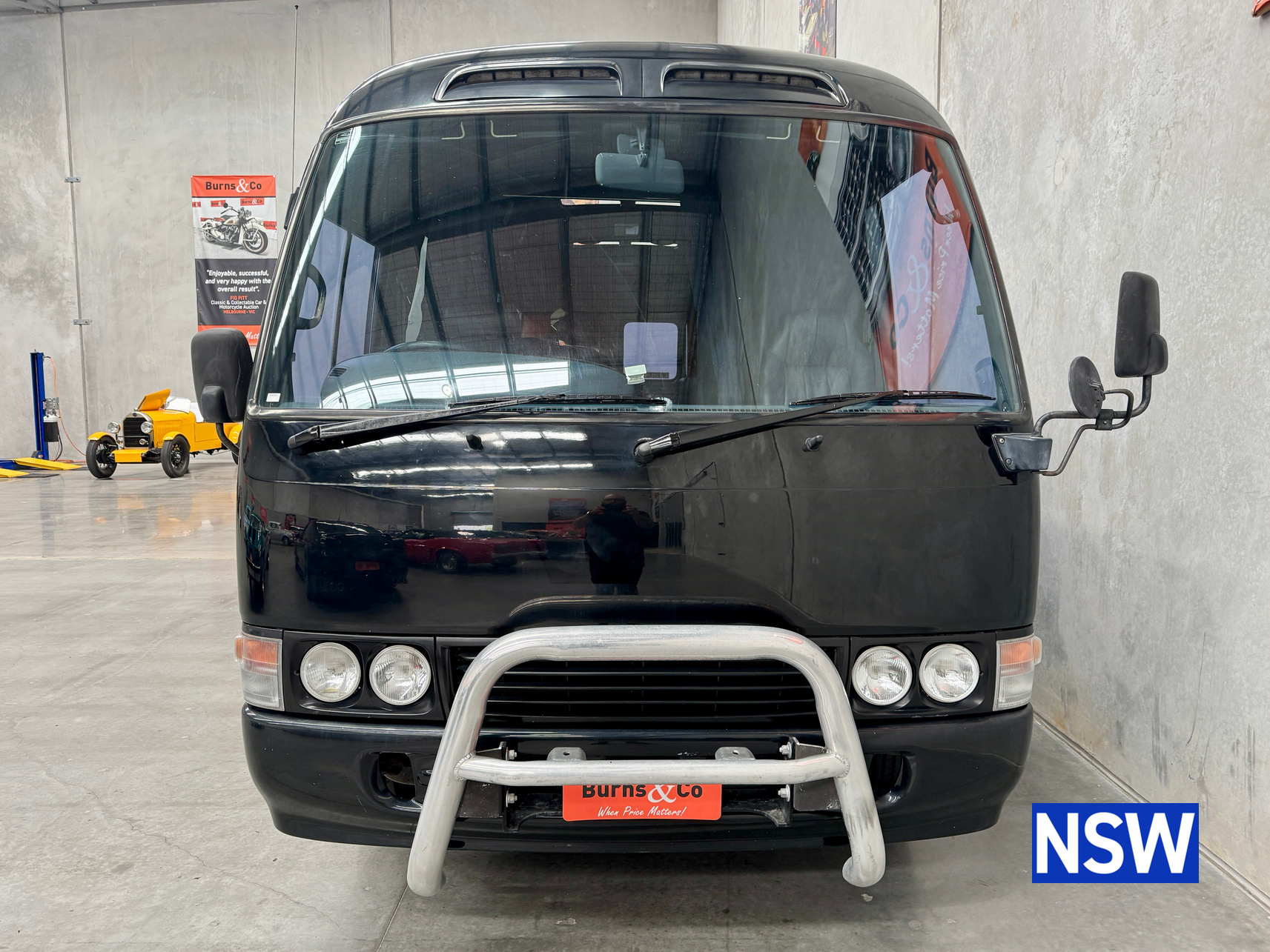 1993 TOYOTA COASTER 15 SEATER 6 CYL DIESEL MANUAL BUS