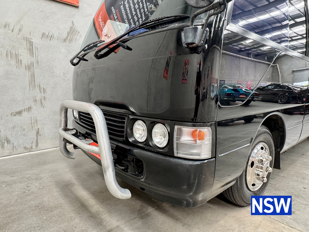 1993 TOYOTA COASTER 15 SEATER 6 CYL DIESEL MANUAL BUS