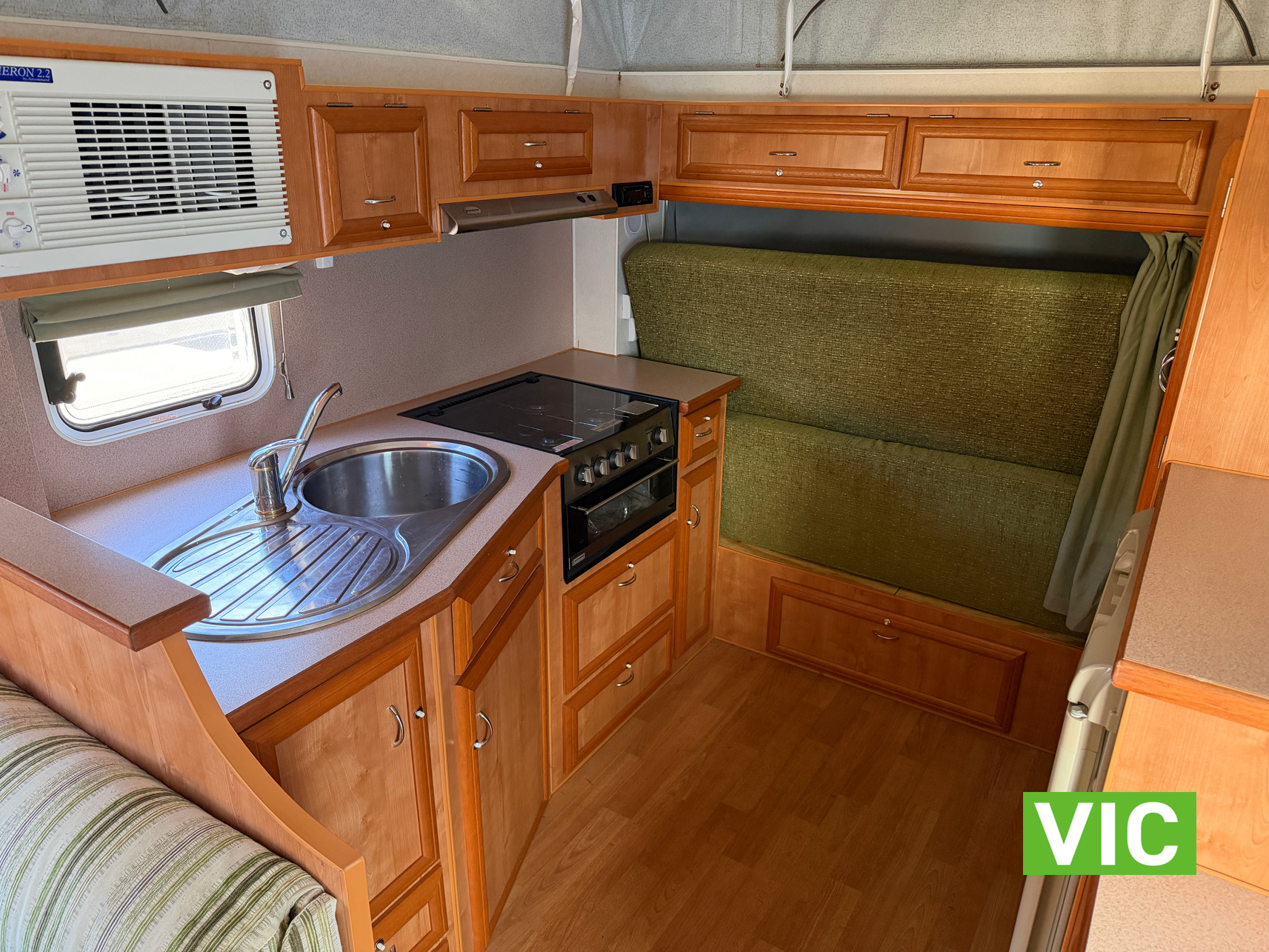 2007 PARAMOUNT DUET POP TOP CARAVAN