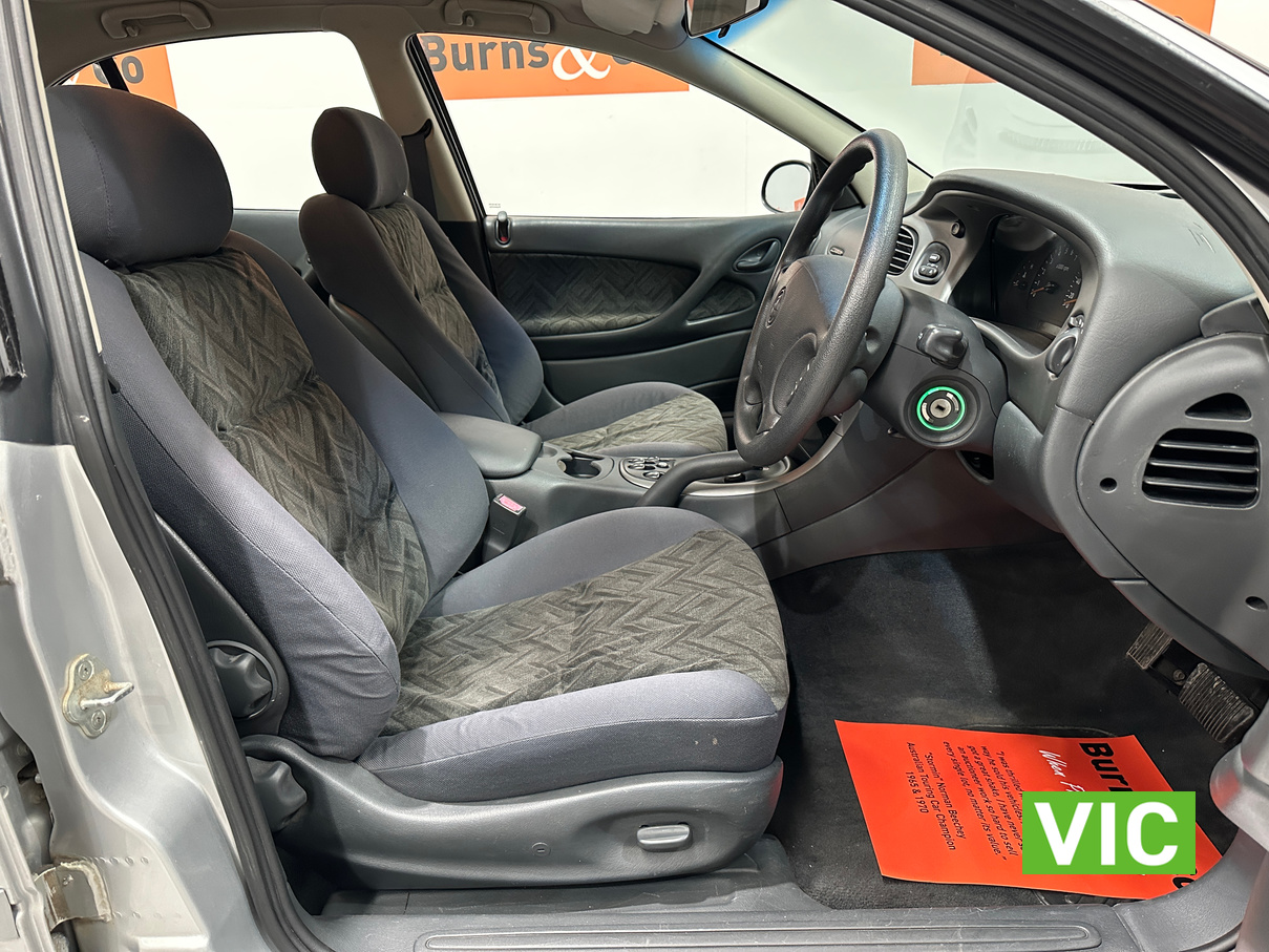 2001 HOLDEN COMMODORE VX LUMINA V6 AUTO SEDAN