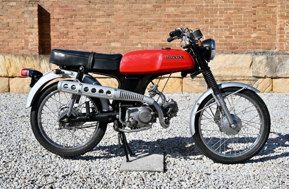 C.1976 HONDA SS50Z ROAD