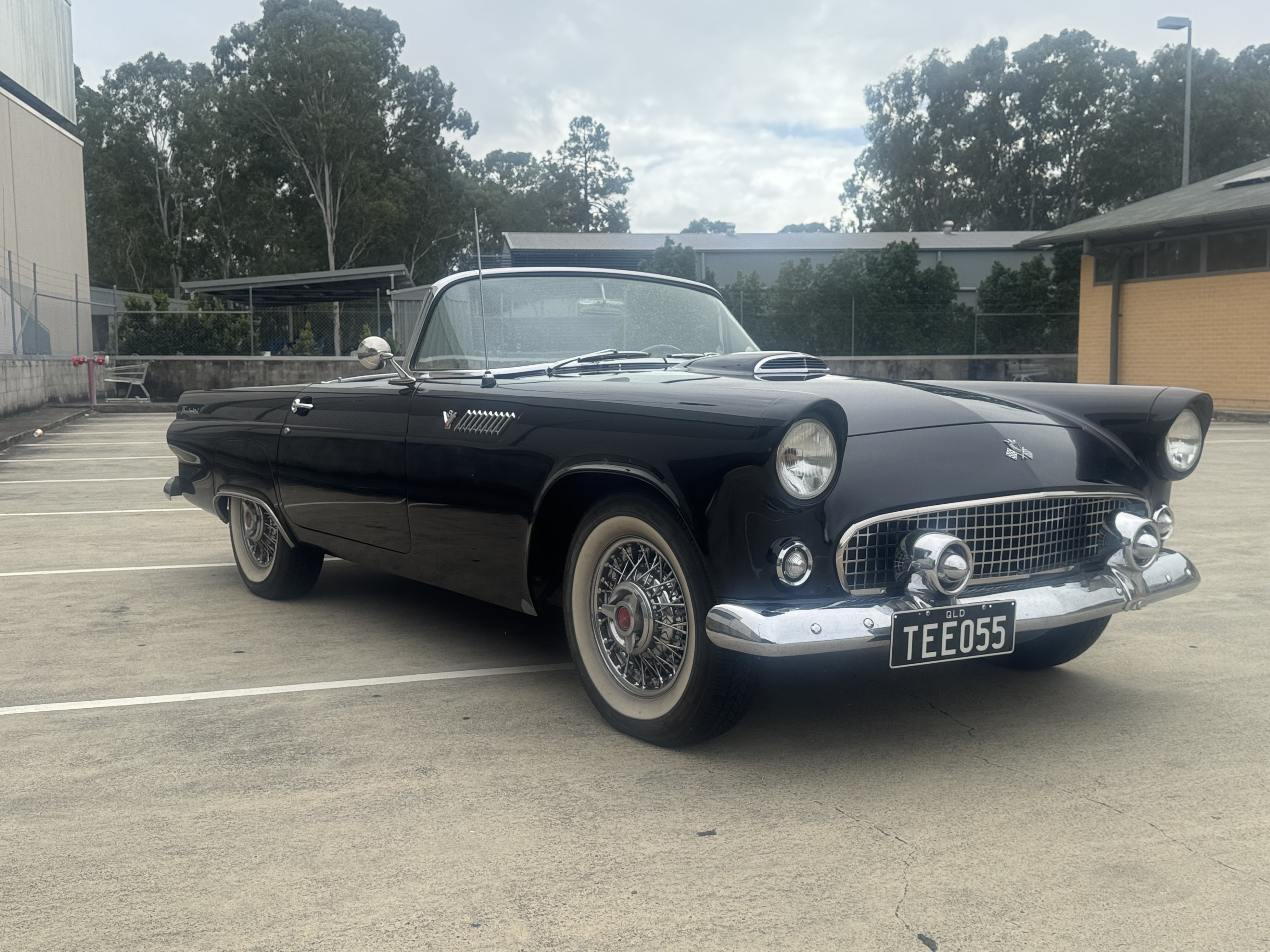 1955 FORD THUNDERBIRD AUTOMATIC CONVERTIBLE