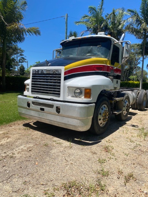 2007 MACK METROLINER AUTOMATIC C/CHAS