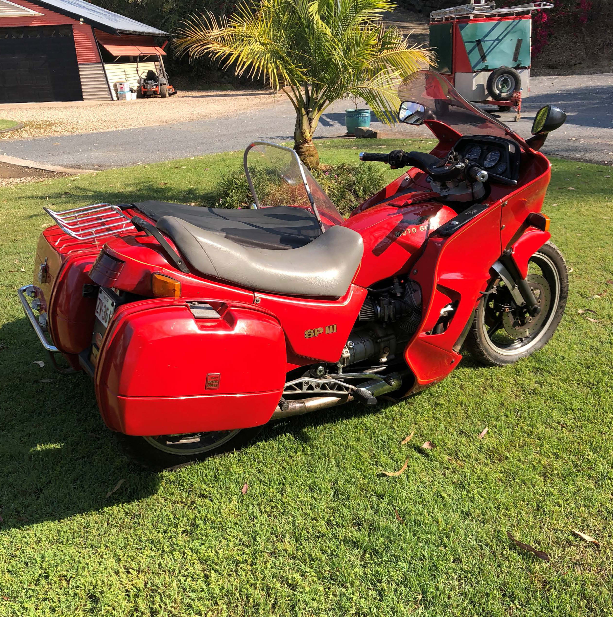 1990 MOTO GUZZI 1000 SP111 OUTFIT