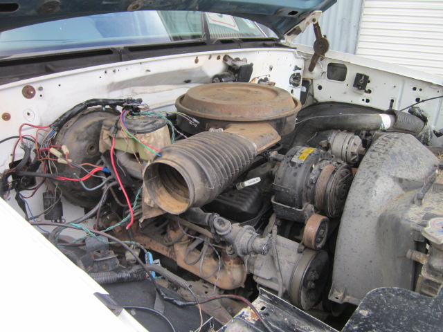1988 CHEVROLET K1500 4x4 5 SP MANUAL PICK UP