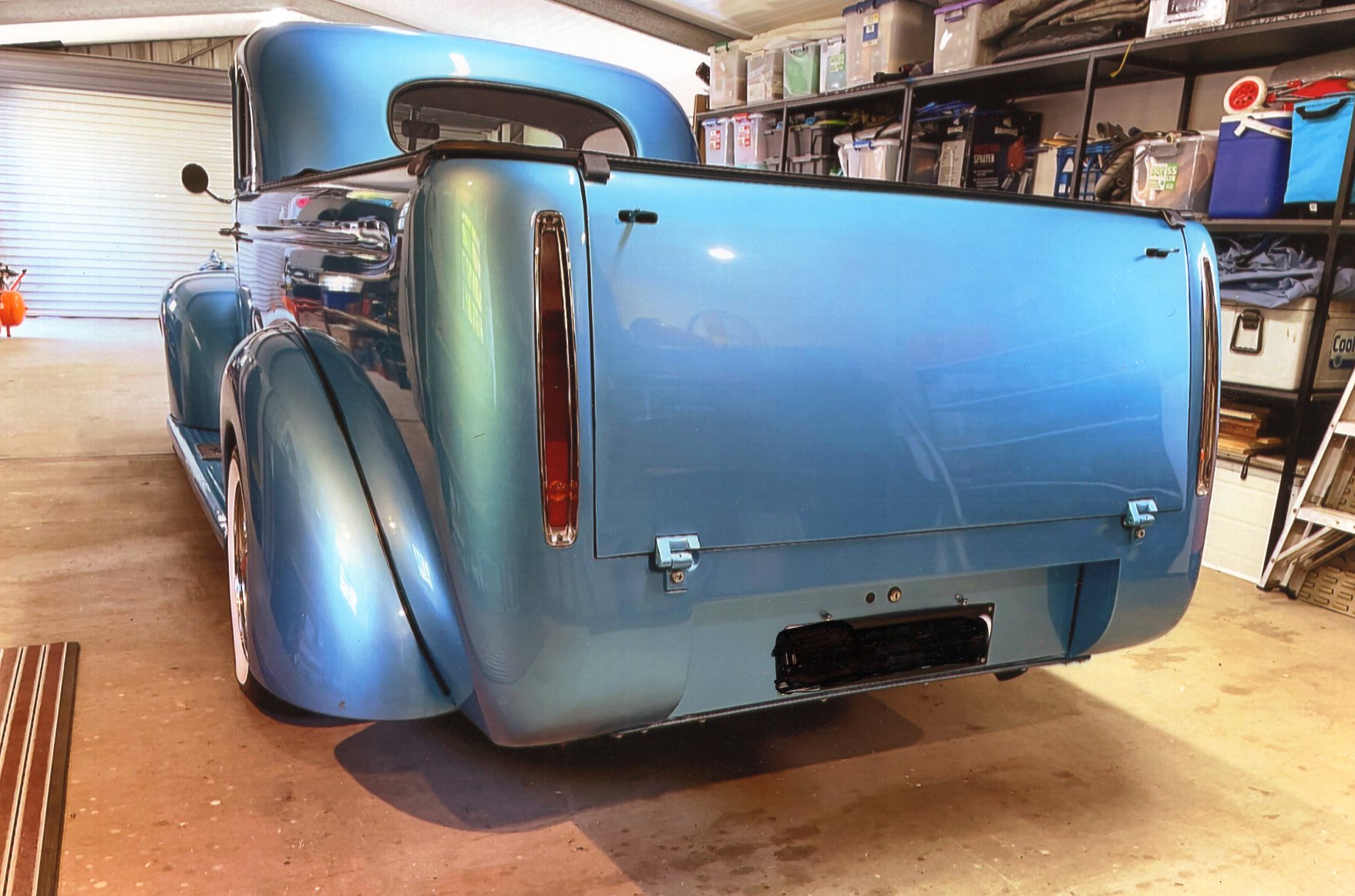 1945 CHEVROLET MAPLE LEAF AUTOMATIC 2D UTILITY