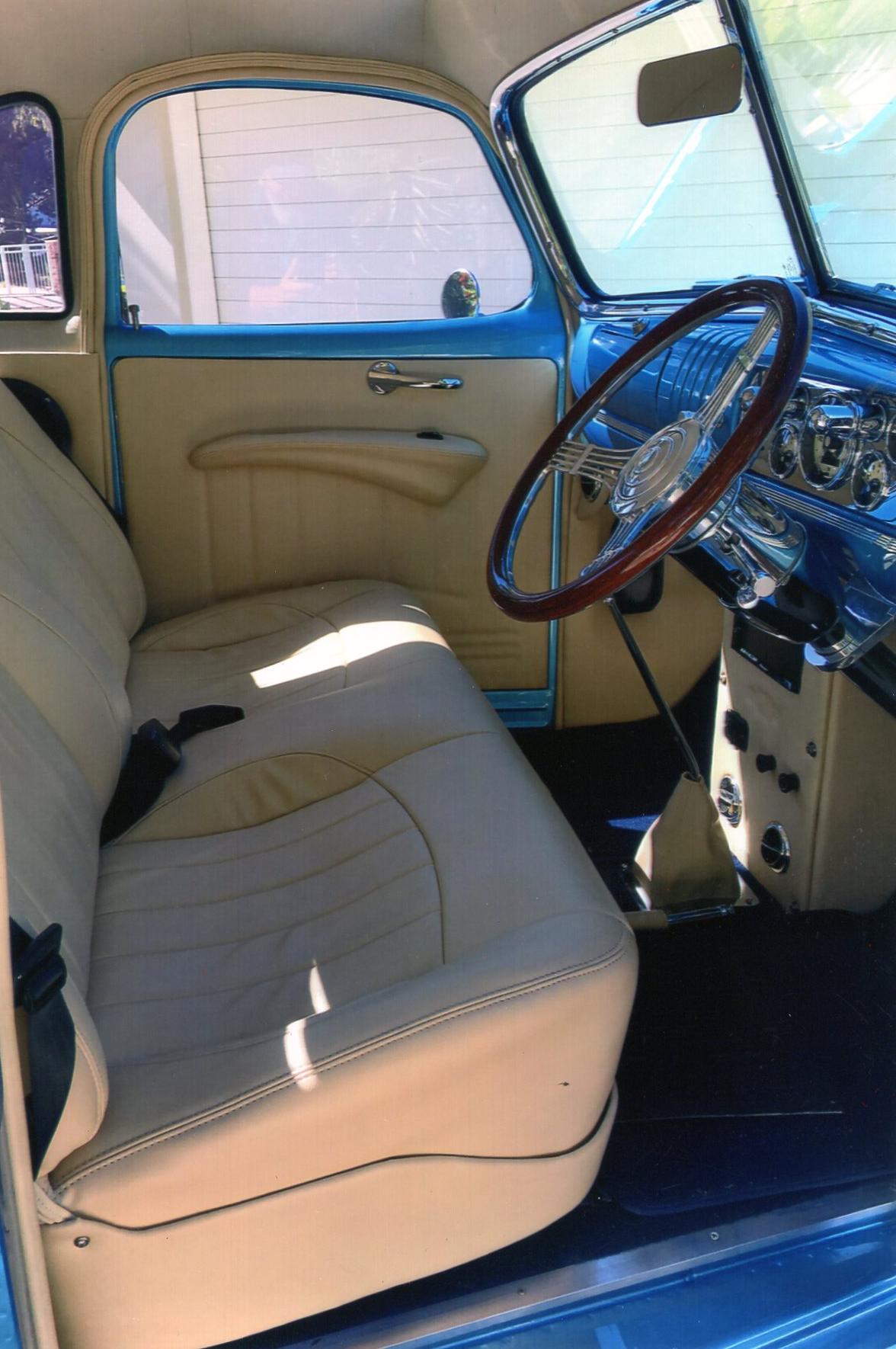 1945 CHEVROLET MAPLE LEAF AUTOMATIC 2D UTILITY