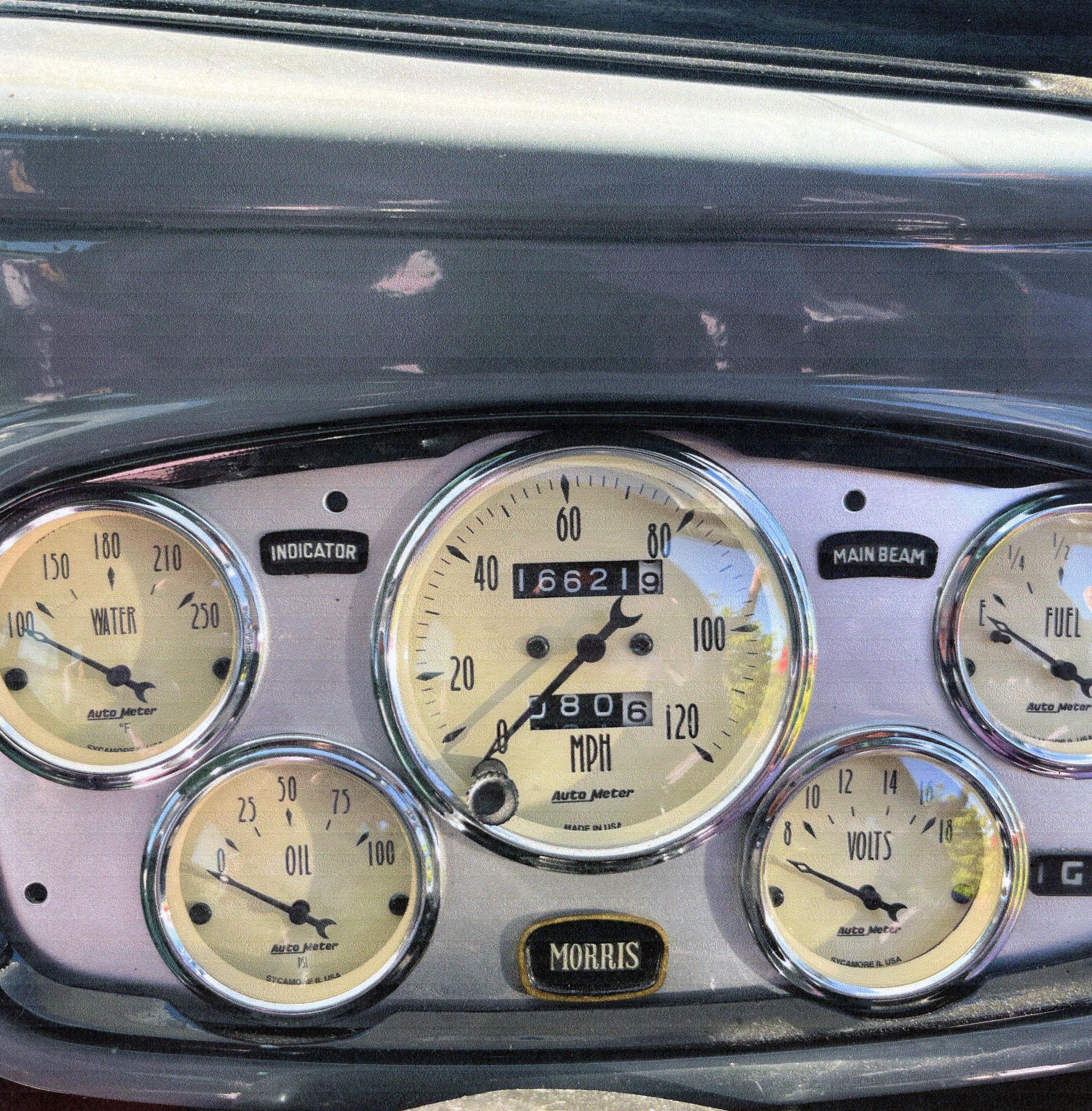 1959 MORRIS MAJOR MANUAL SEDAN