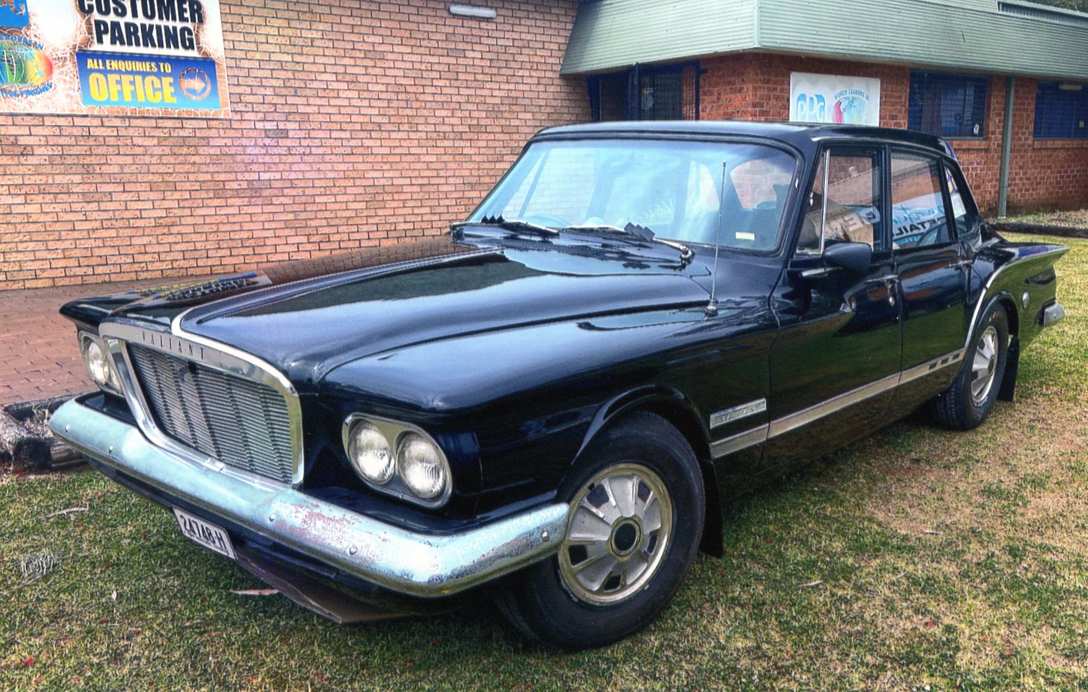 1962 VALIANT S SERIES SEDAN