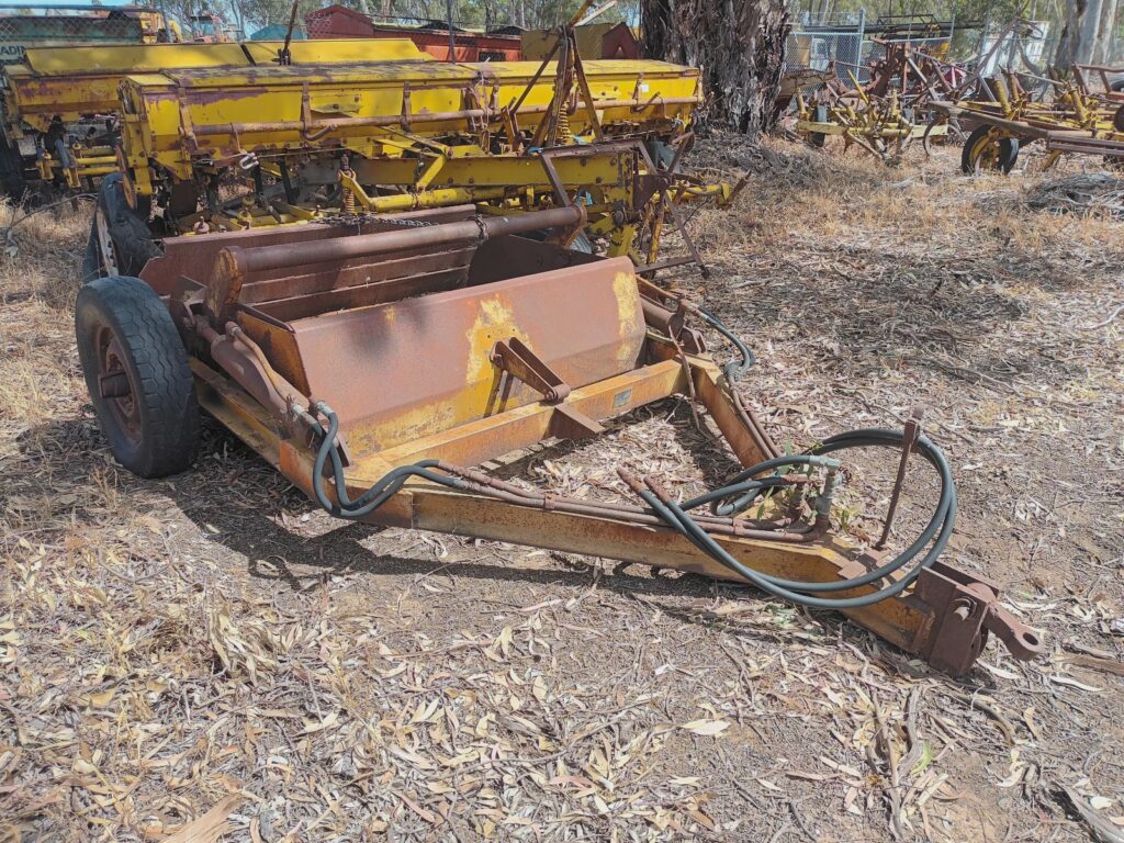 WALTER & SON TOW SCOOP