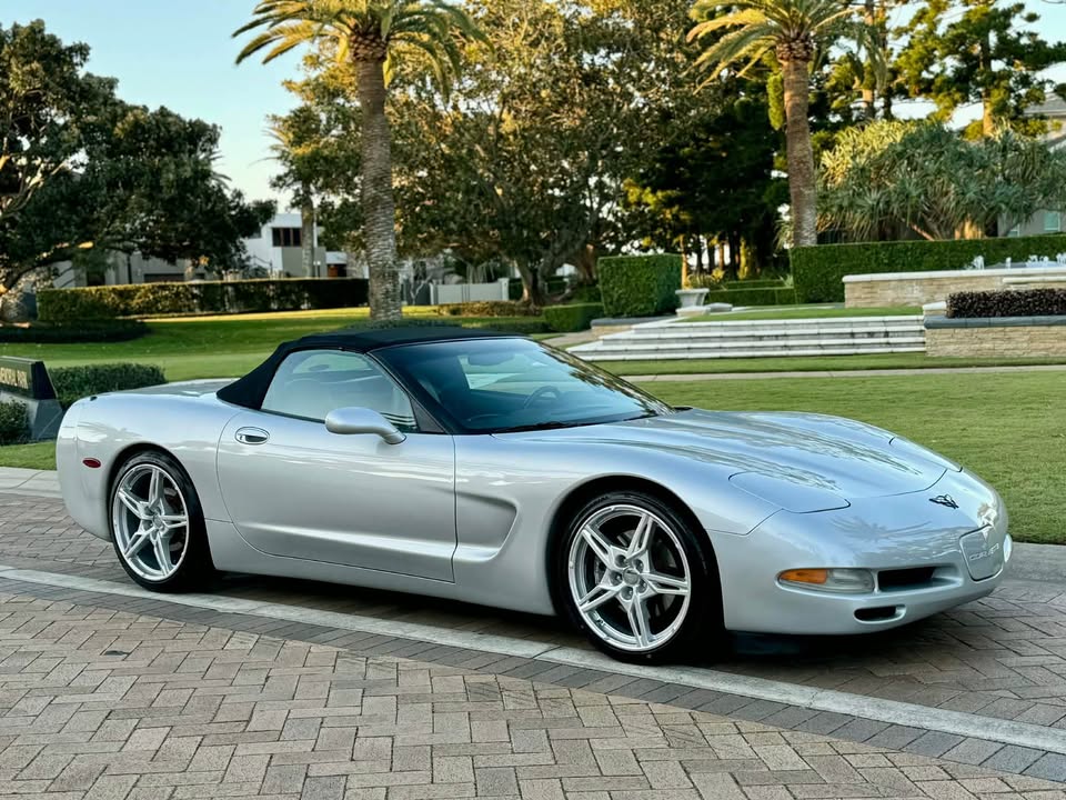 2000 CHEVROLET CORVETTE C5 4 SP AUTOMATIC CONVERTIBLE