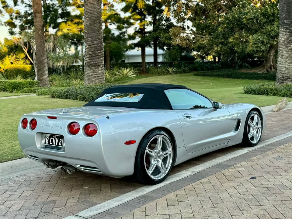 2000 CHEVROLET CORVETTE C5 4 SP AUTOMATIC CONVERTIBLE