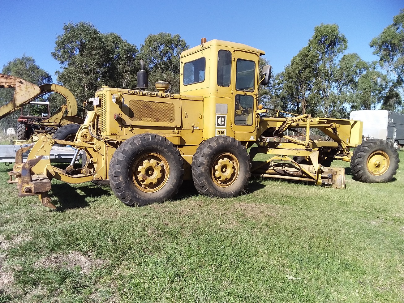 CAT 12E GRADER