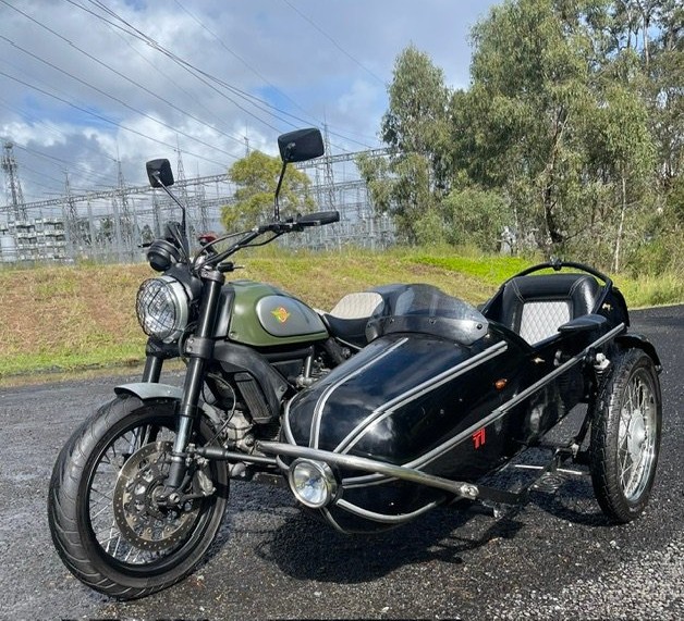 2015 DUCATI SCRAMBLER & INDER ROCKET SIDECAR 