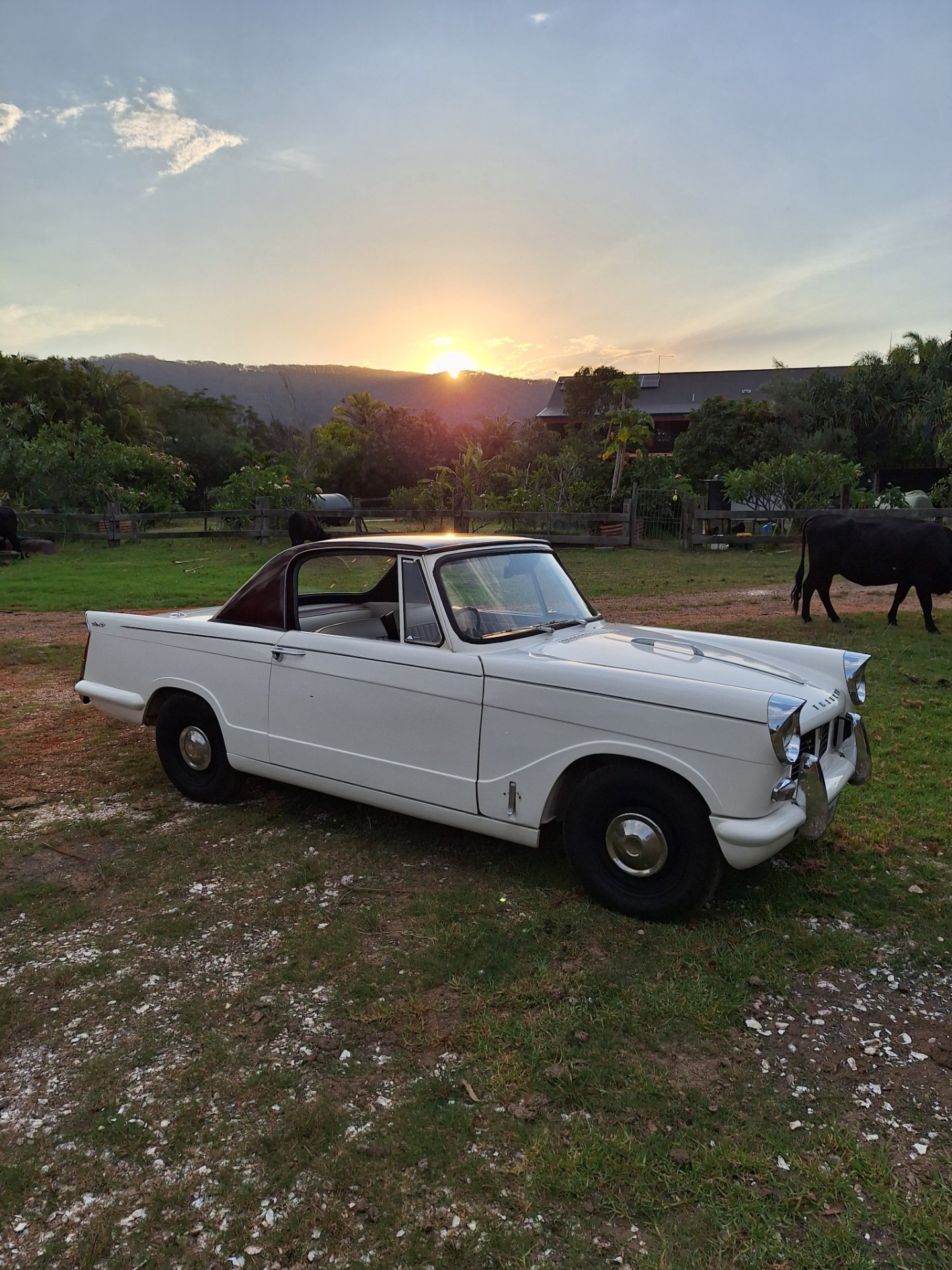 1960 TRIUMPH HERALD SI 60A 4 SP MANUAL 2D COUPE