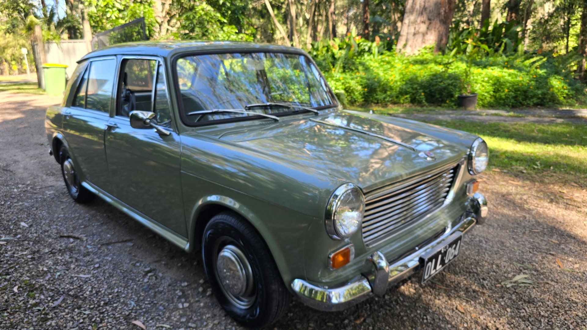1967 MORRIS 1100 4D SEDAN