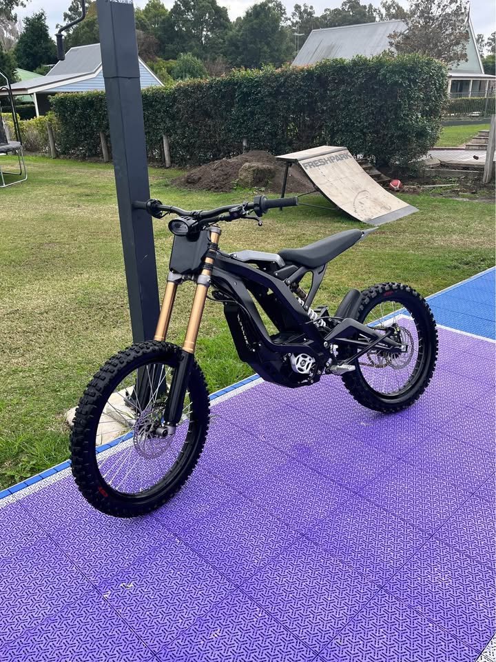2025 SUR-RON LIGHT BEE X TRAIL