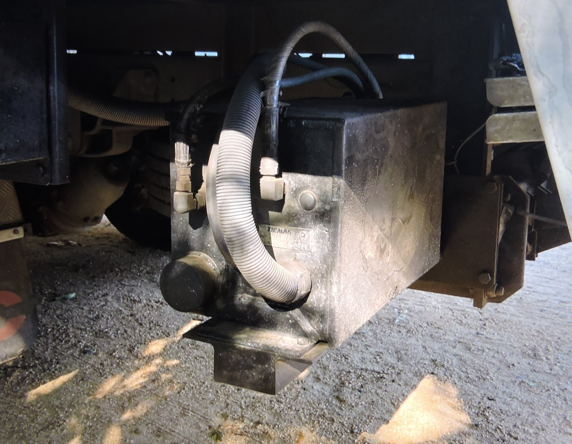 2012 JAC CUMMINS HFC SERIES J75 WIDE CAB PANTECH