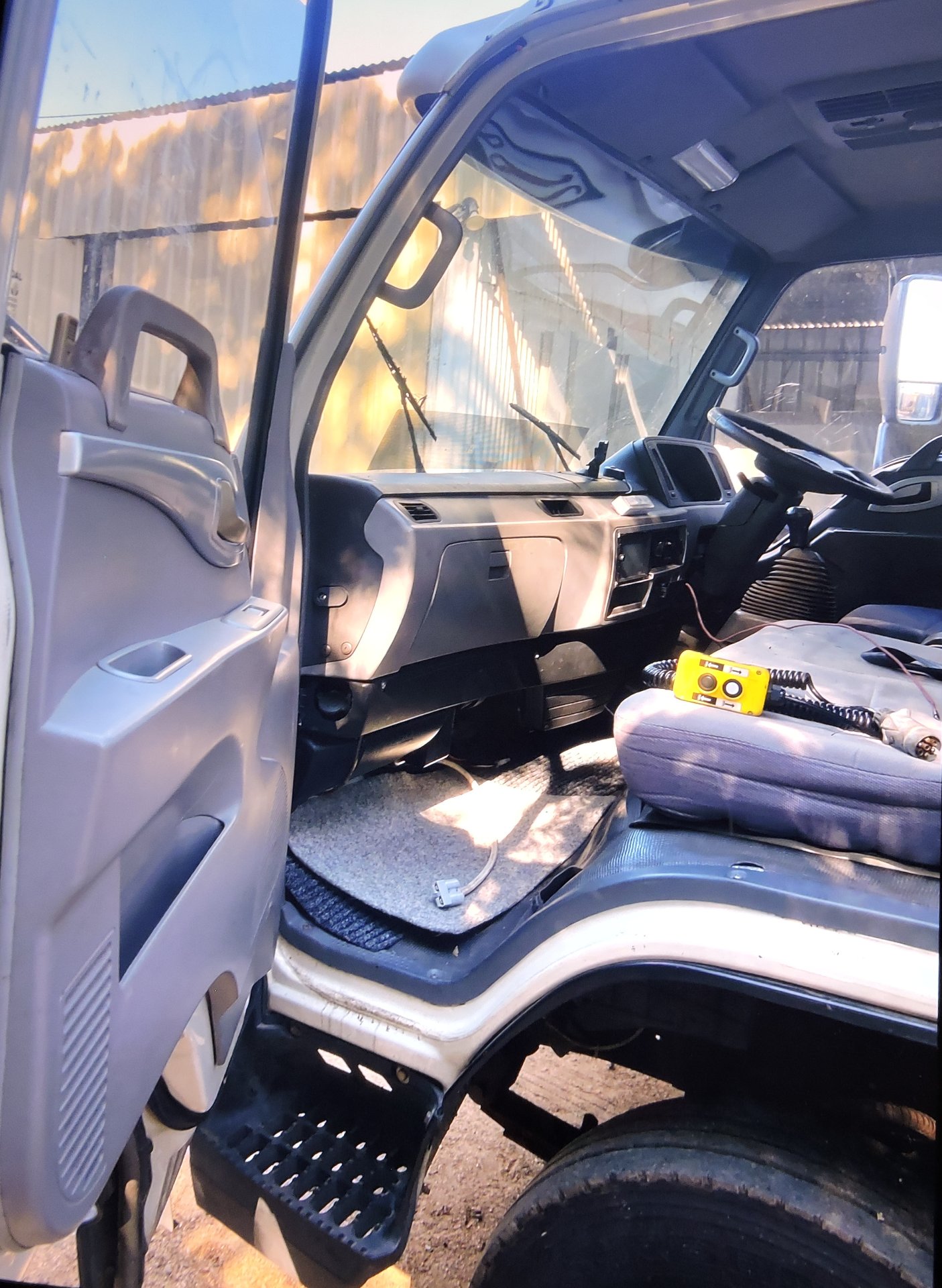 2012 JAC CUMMINS HFC SERIES J75 WIDE CAB PANTECH