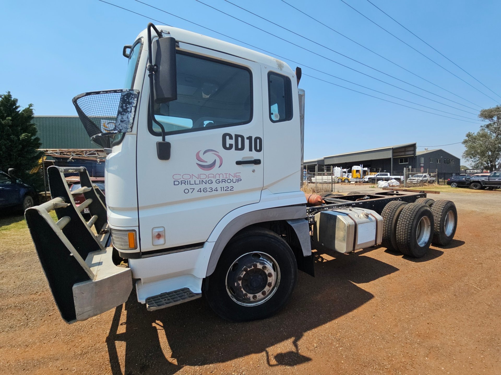 2005 MITSUBISHI FUSO FV SERIES 6X4 RIGID