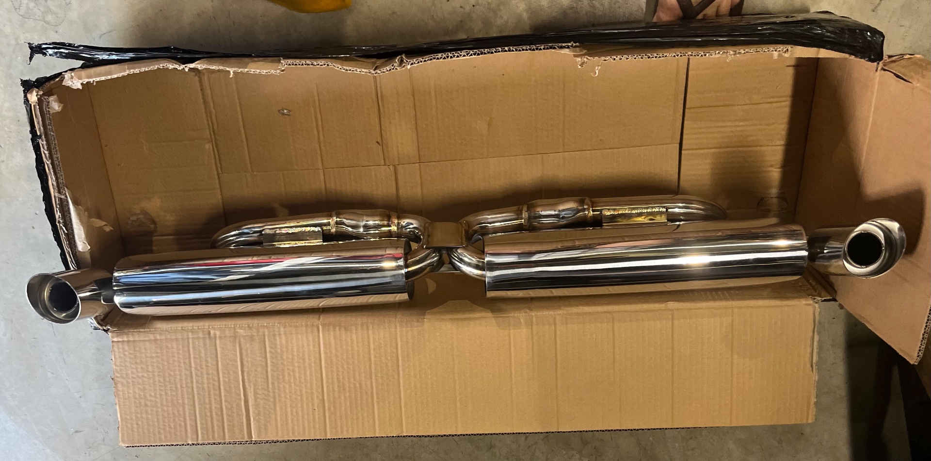 KOMBI TWIN STAINLESS STEEL EXHAUST