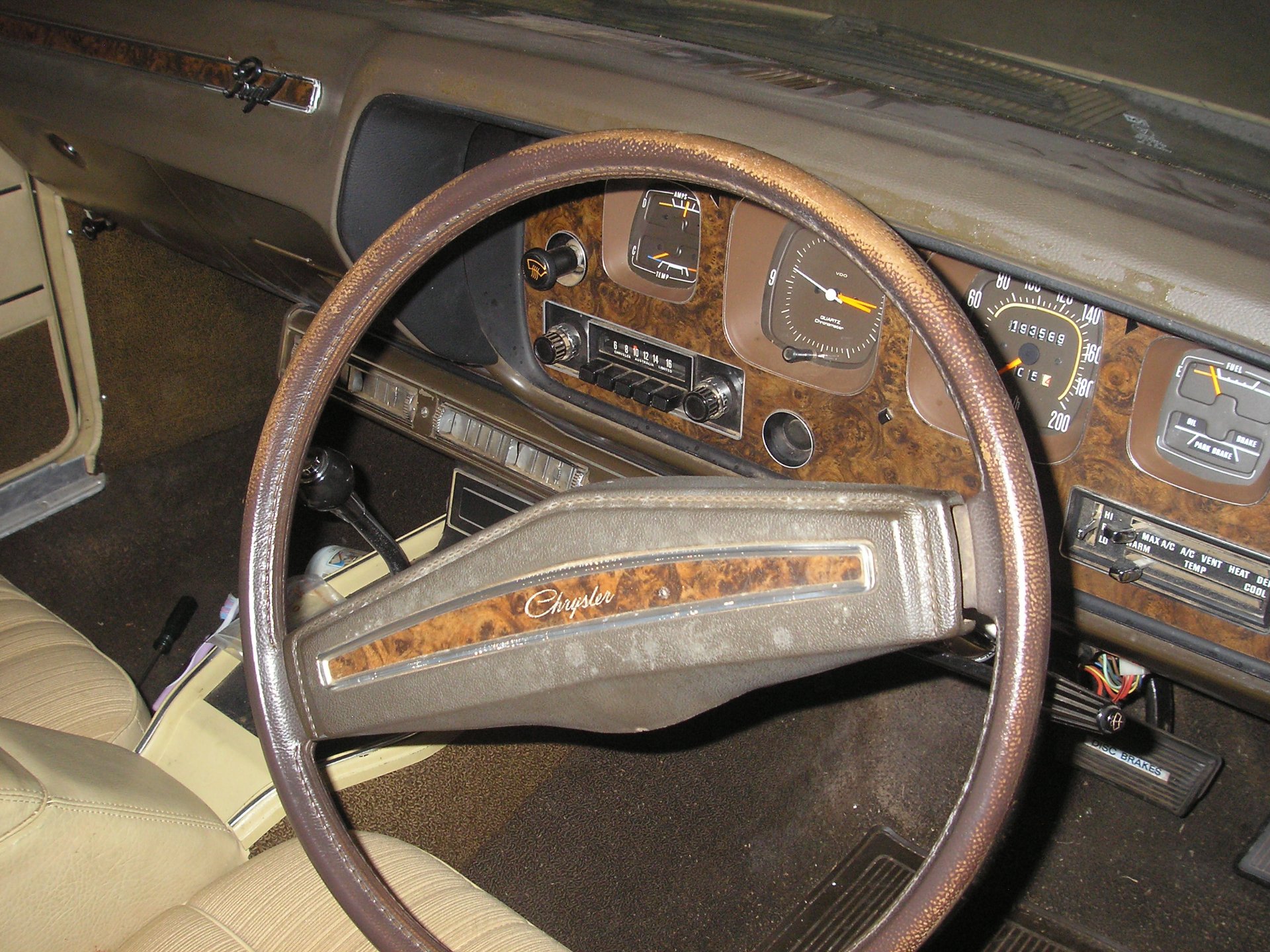 1980 CHRYSLER REGAL CM 3 SP AUTOMATIC 4D SEDAN