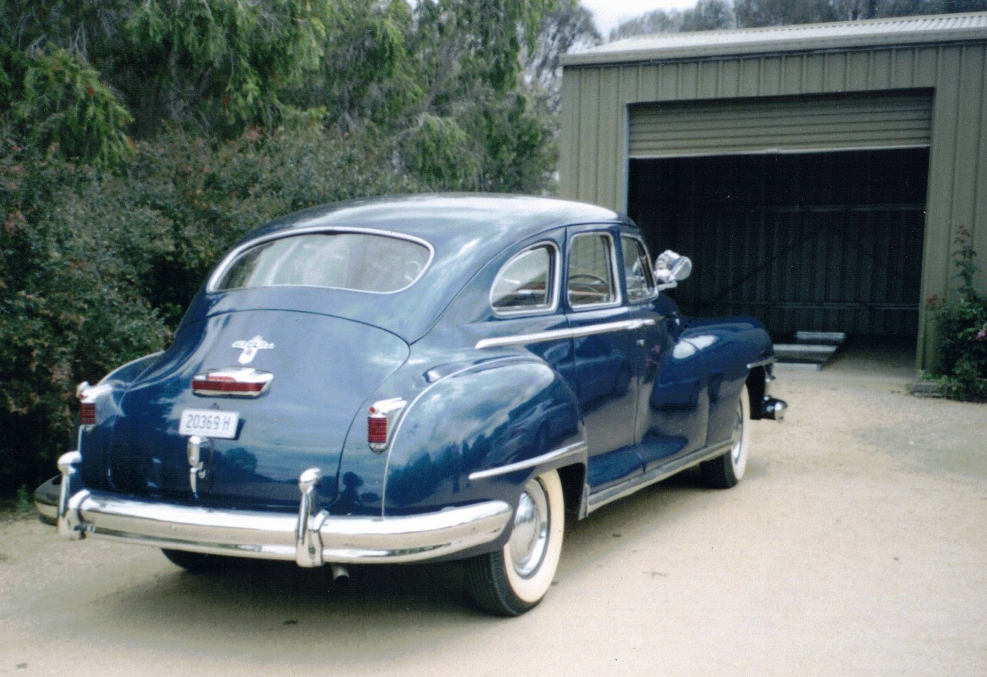 1948 CHRYSLER WINDSOR SEDAN