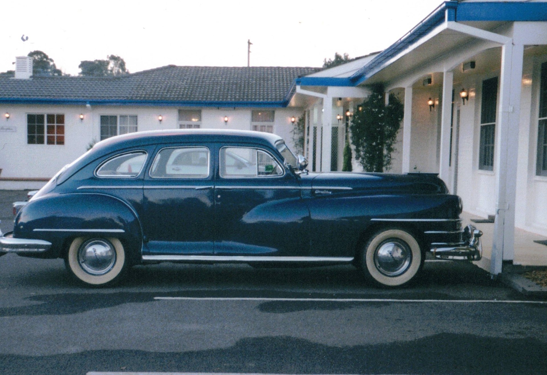 1948 CHRYSLER WINDSOR SEDAN