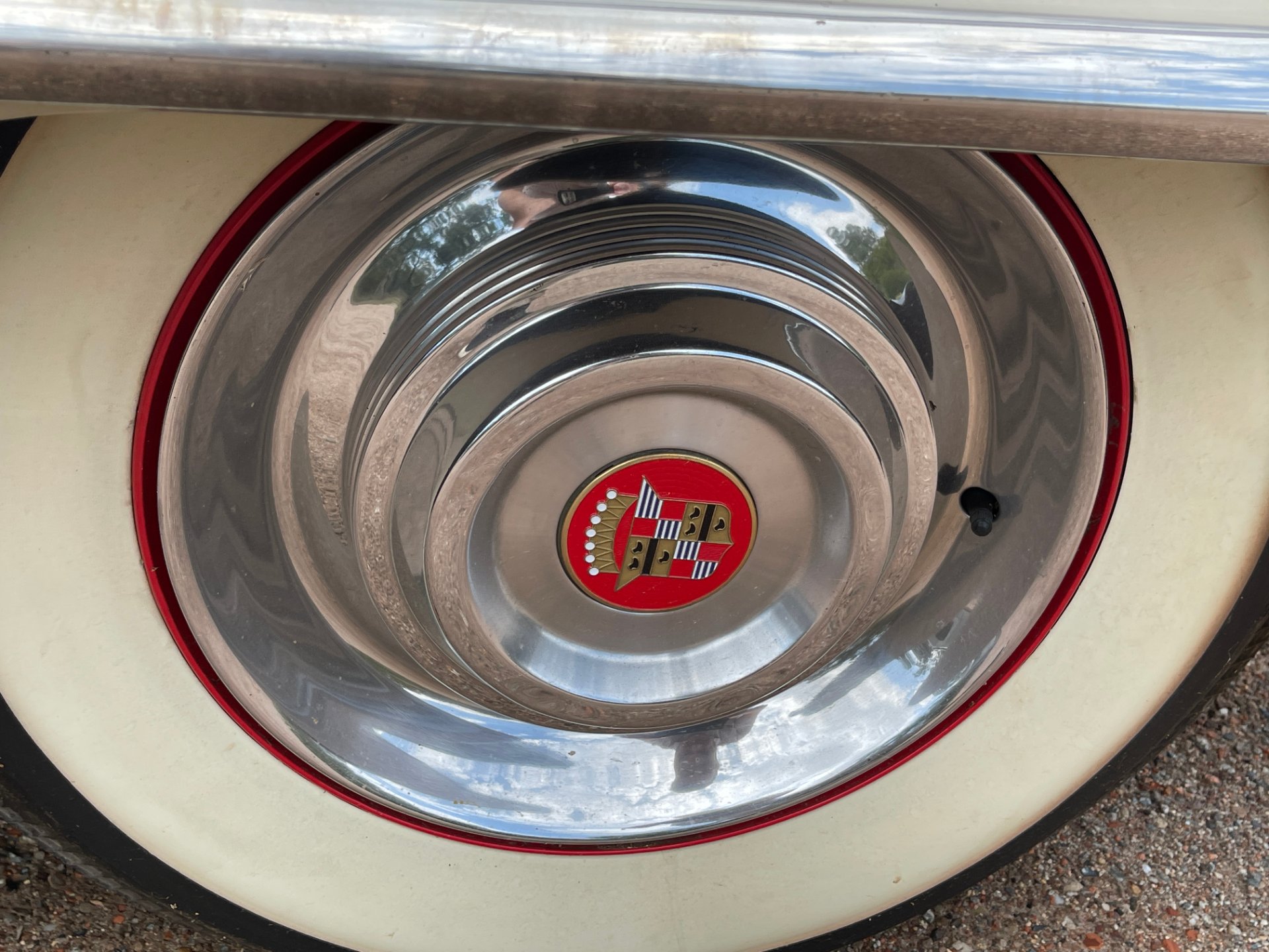 1954 CADILLAC FLEETWOOD SIXTY SPECIAL SEDAN